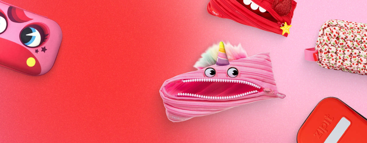 <div>
<span>GIFTS THEY’LL LOVE</span><br>
<span>(AND ACTUALLY USE)</span>
</div>