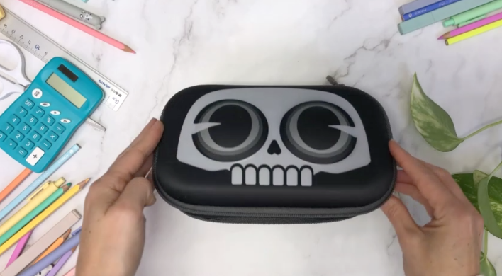 Skull Pencil Box – ZIPIT